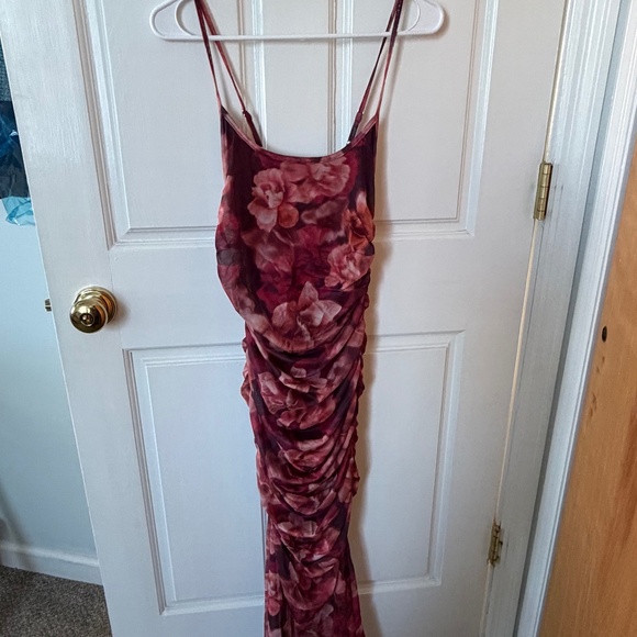 RUNAWAY THE LABEL SACHA MIDI DRESS (S) NEVER WORN - Picture 4 of 7